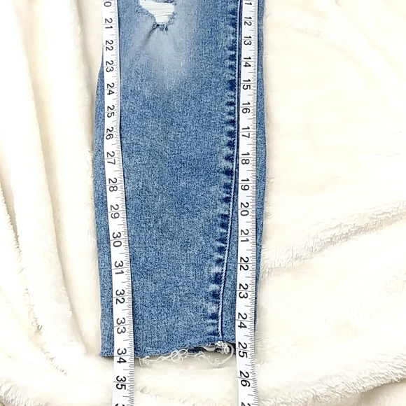 Lucky Brand Low Rise Skinny Lolita Raw Hem Jeans - Picture 4 of 11